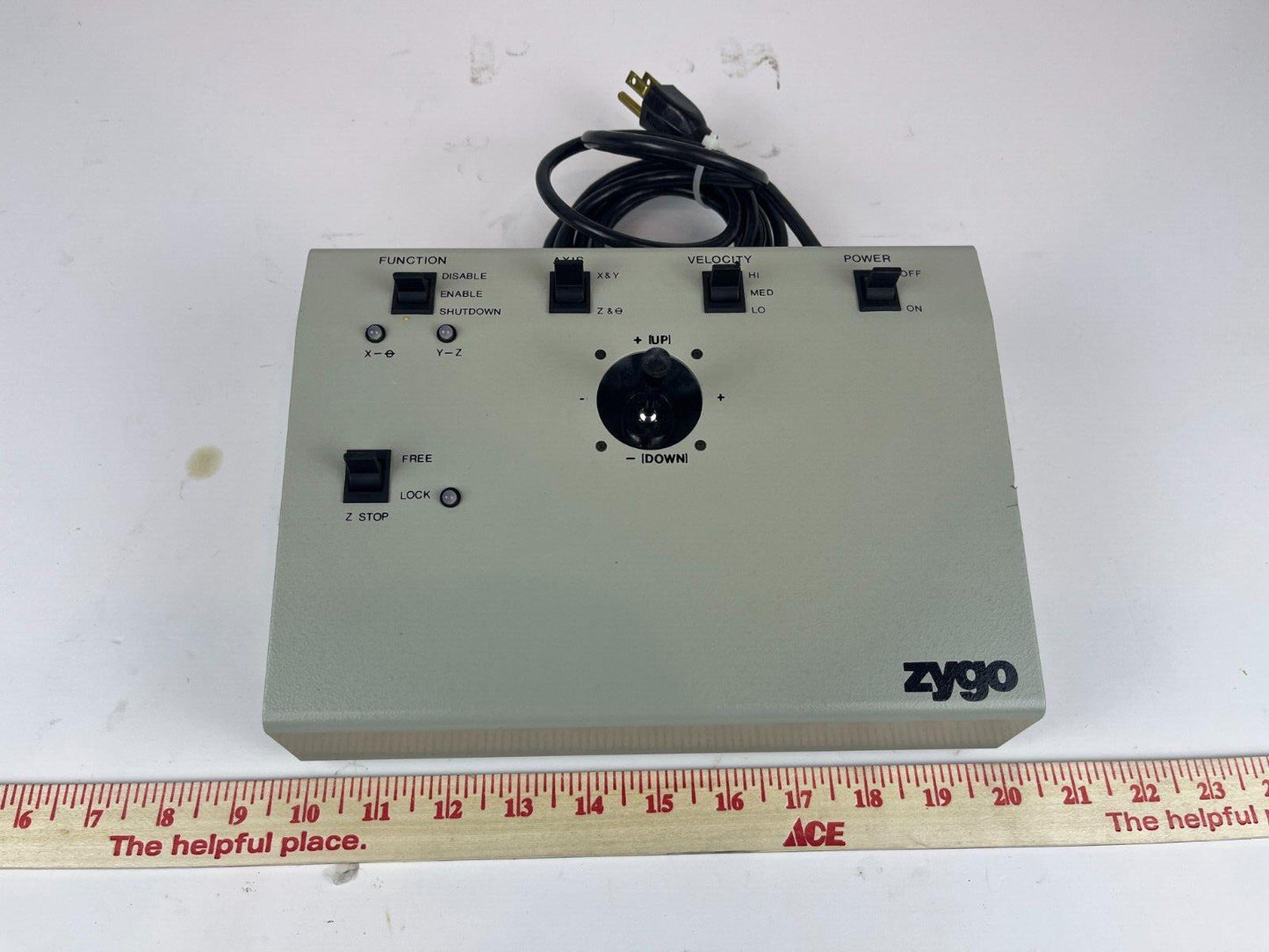 Daedal Inc Zygo Joystick Control X-Y & Z-θ Axis Model No. 008 - 1295