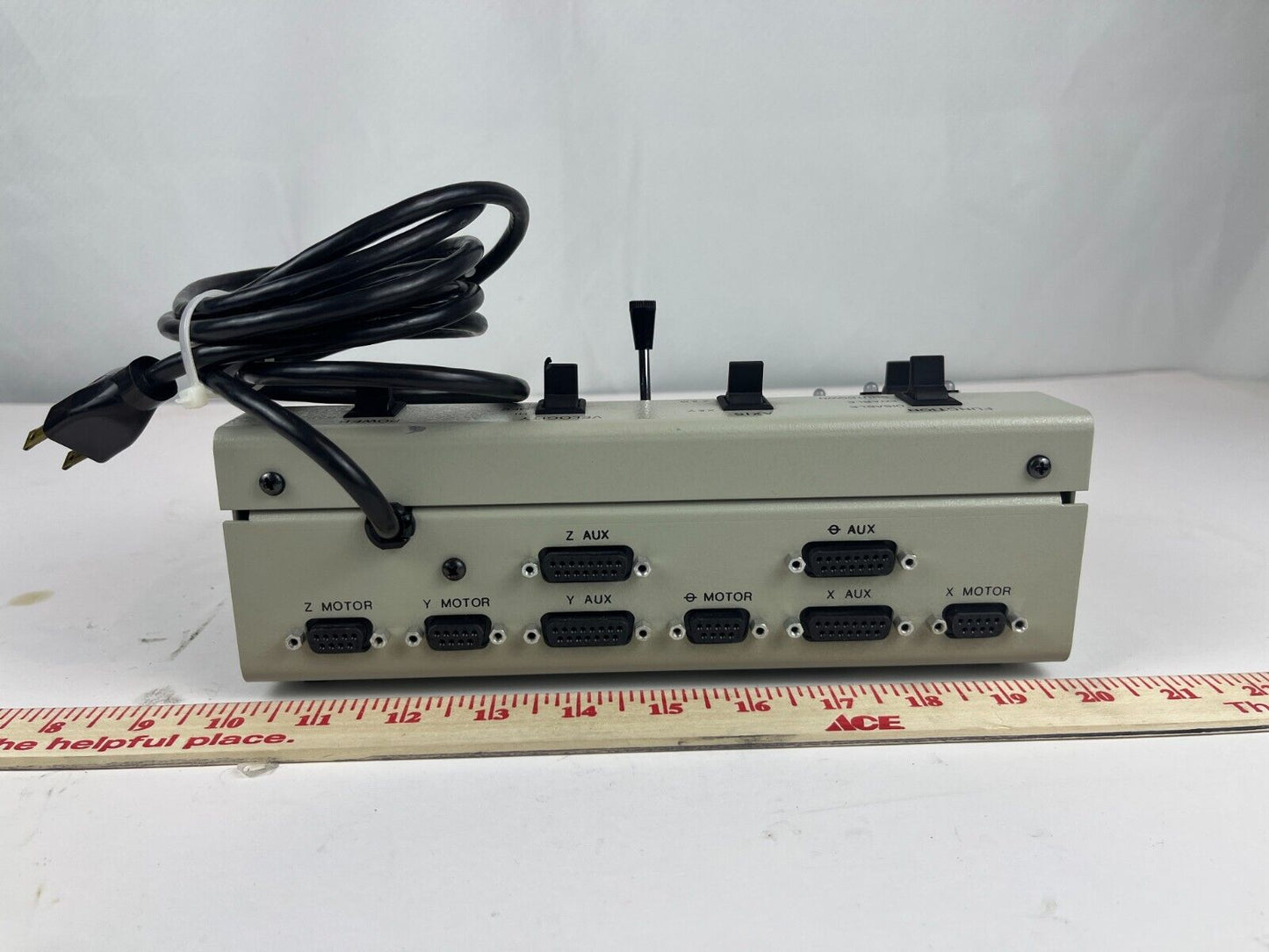 Daedal Inc Zygo Joystick Control X-Y & Z-θ Axis Model No. 008 - 1295