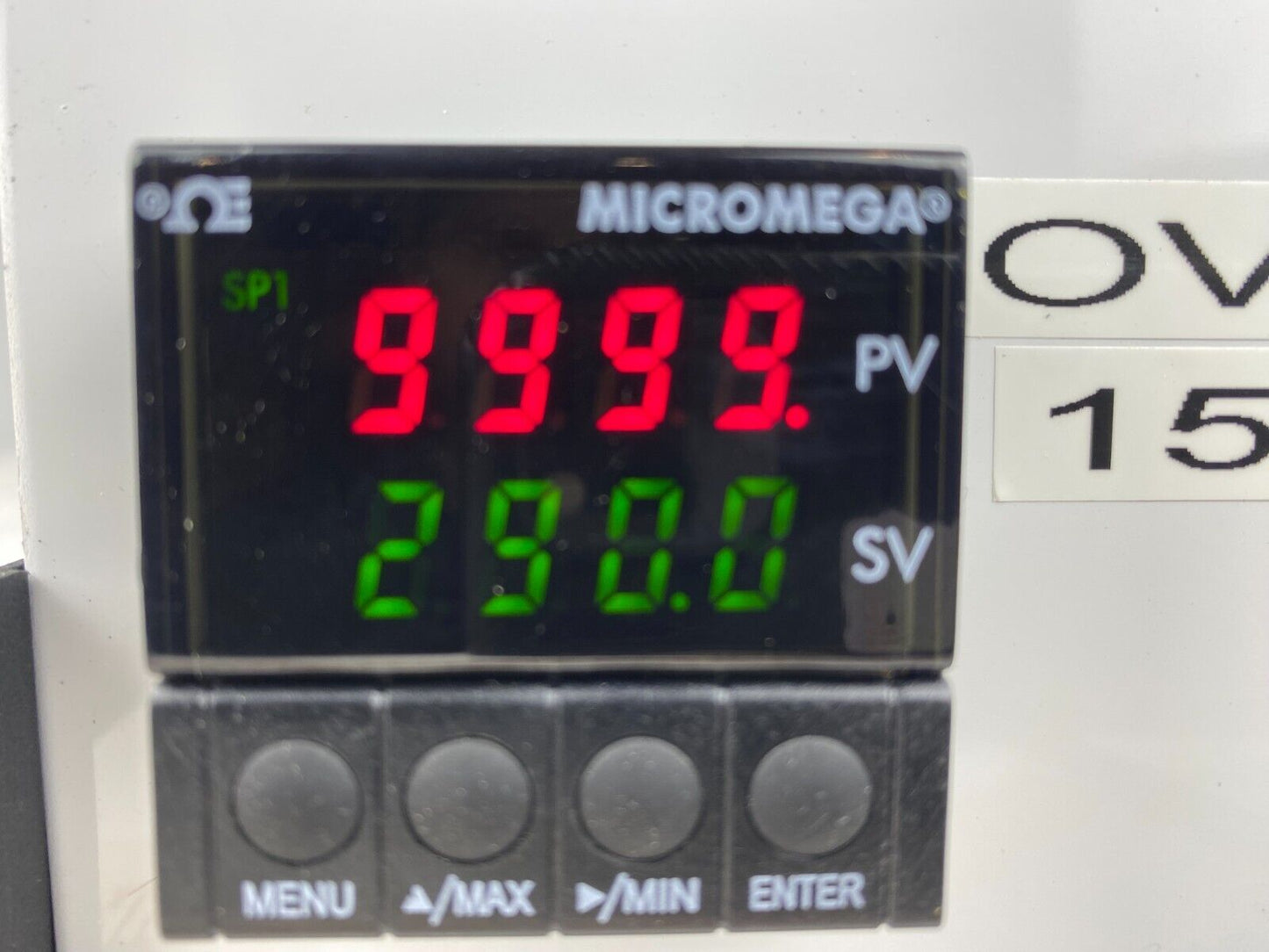 OMEGA ENGINEERING CN77344-C4 TEMPERATURE CONTROLLER W/ OMRON G3NA-210B 5-24VDC