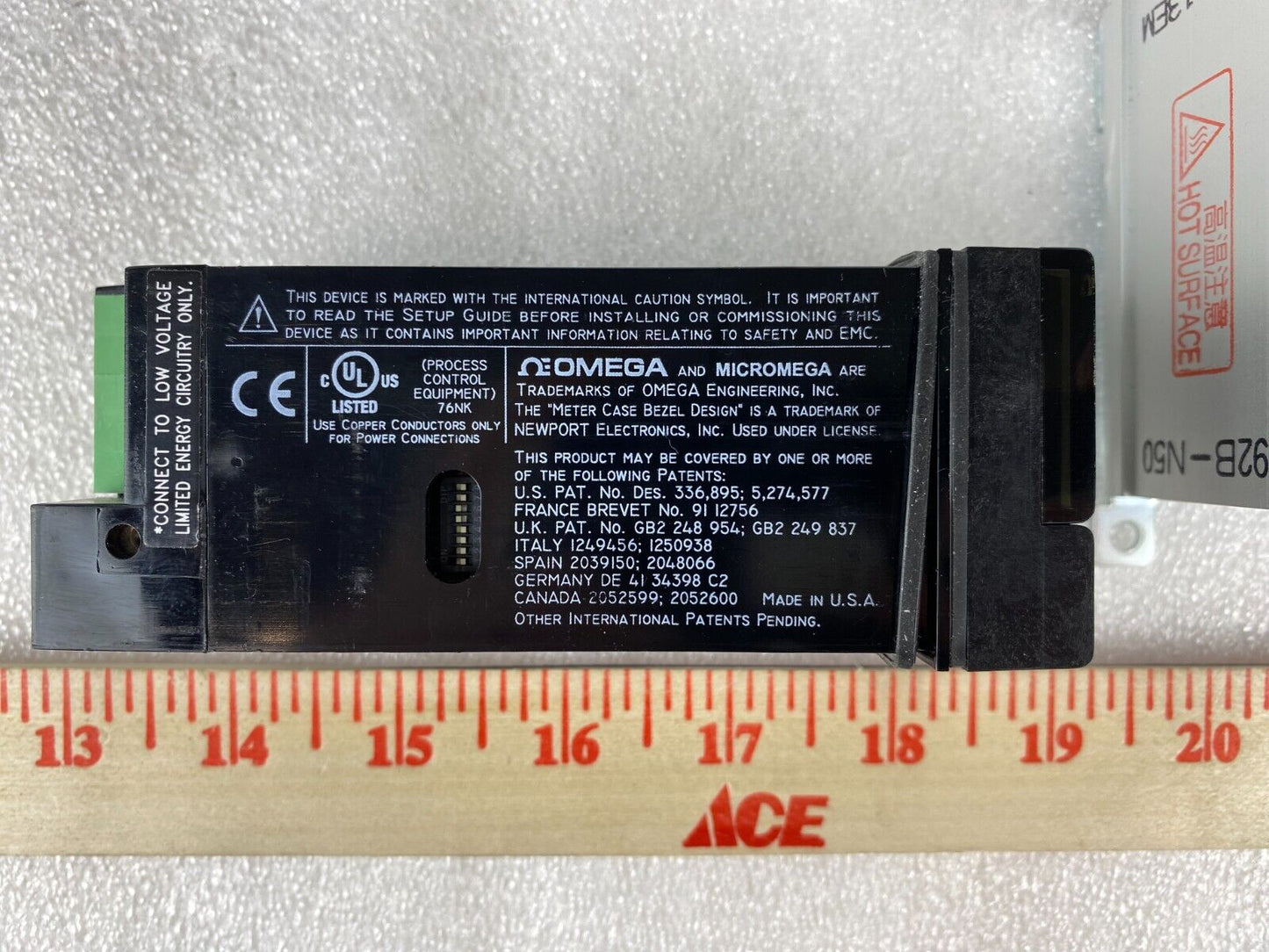 OMEGA ENGINEERING CN77344-C4 TEMPERATURE CONTROLLER W/ OMRON G3NA-210B 5-24VDC