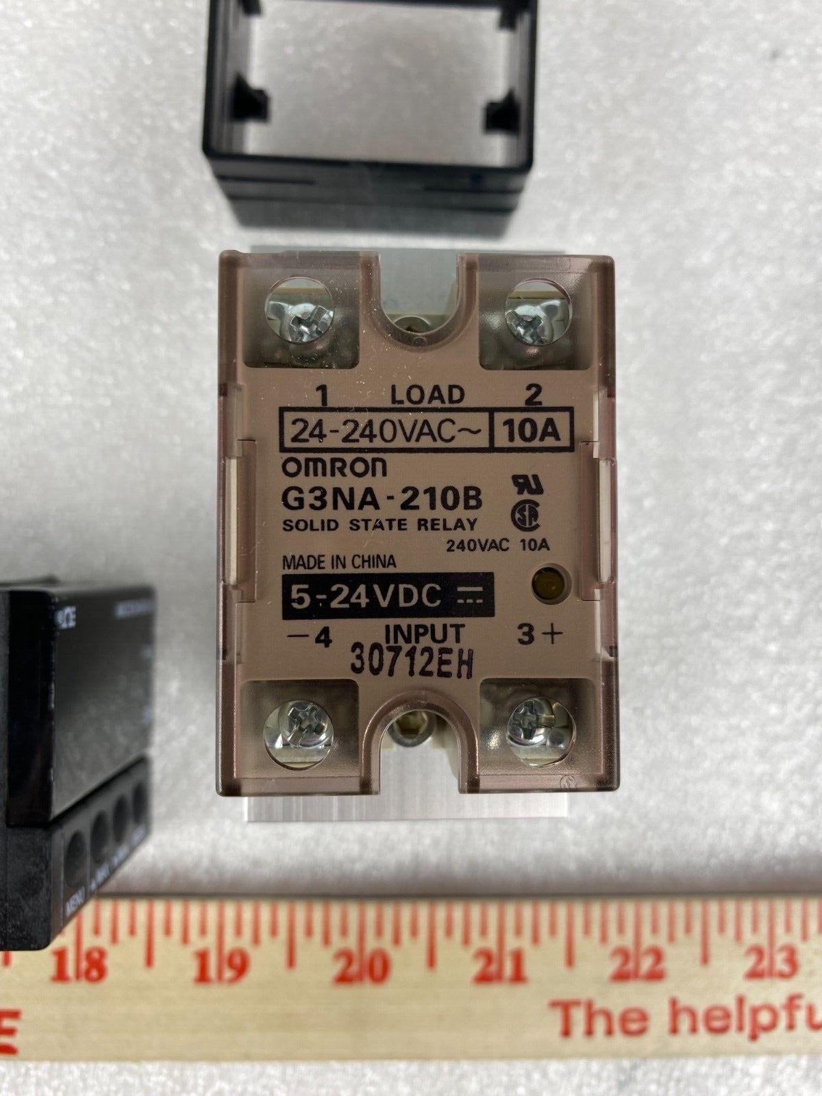 OMEGA ENGINEERING CN77344-C4 TEMPERATURE CONTROLLER W/ OMRON G3NA-210B 5-24VDC