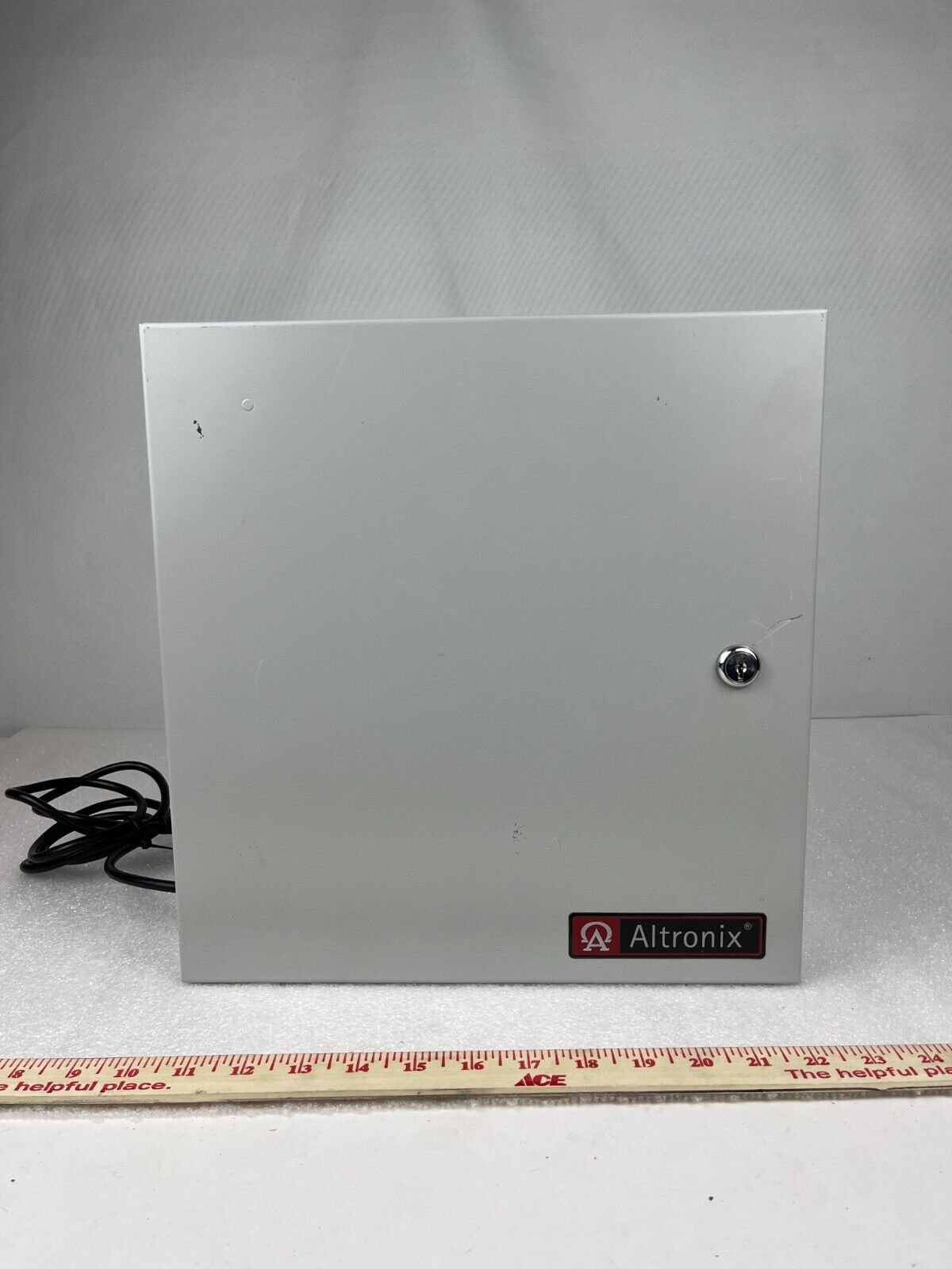 ALTRONIX AL600ULPD4CB Power Supply Charger, 4 PTC Class 2 Outputs