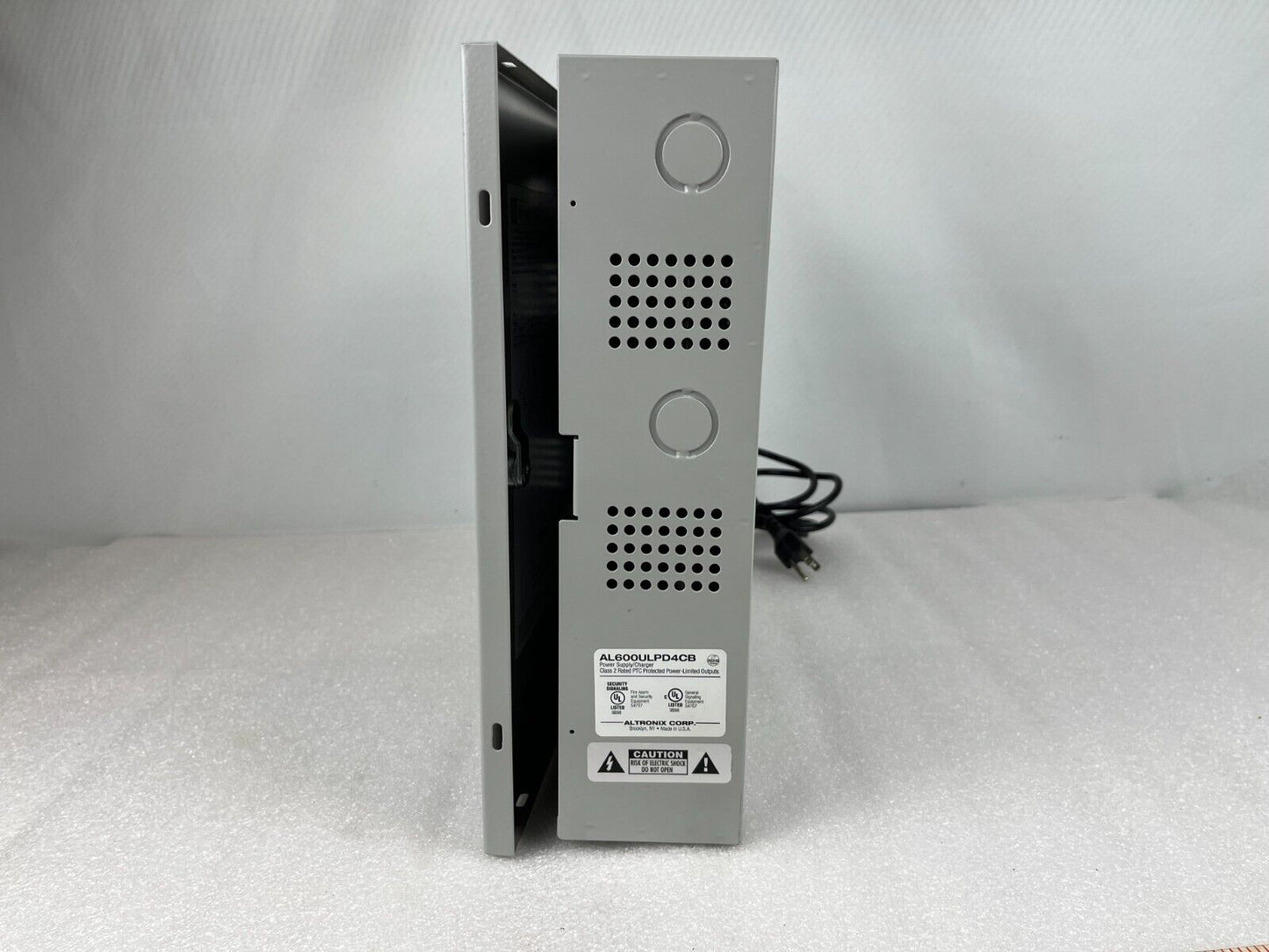ALTRONIX AL600ULPD4CB Power Supply Charger, 4 PTC Class 2 Outputs