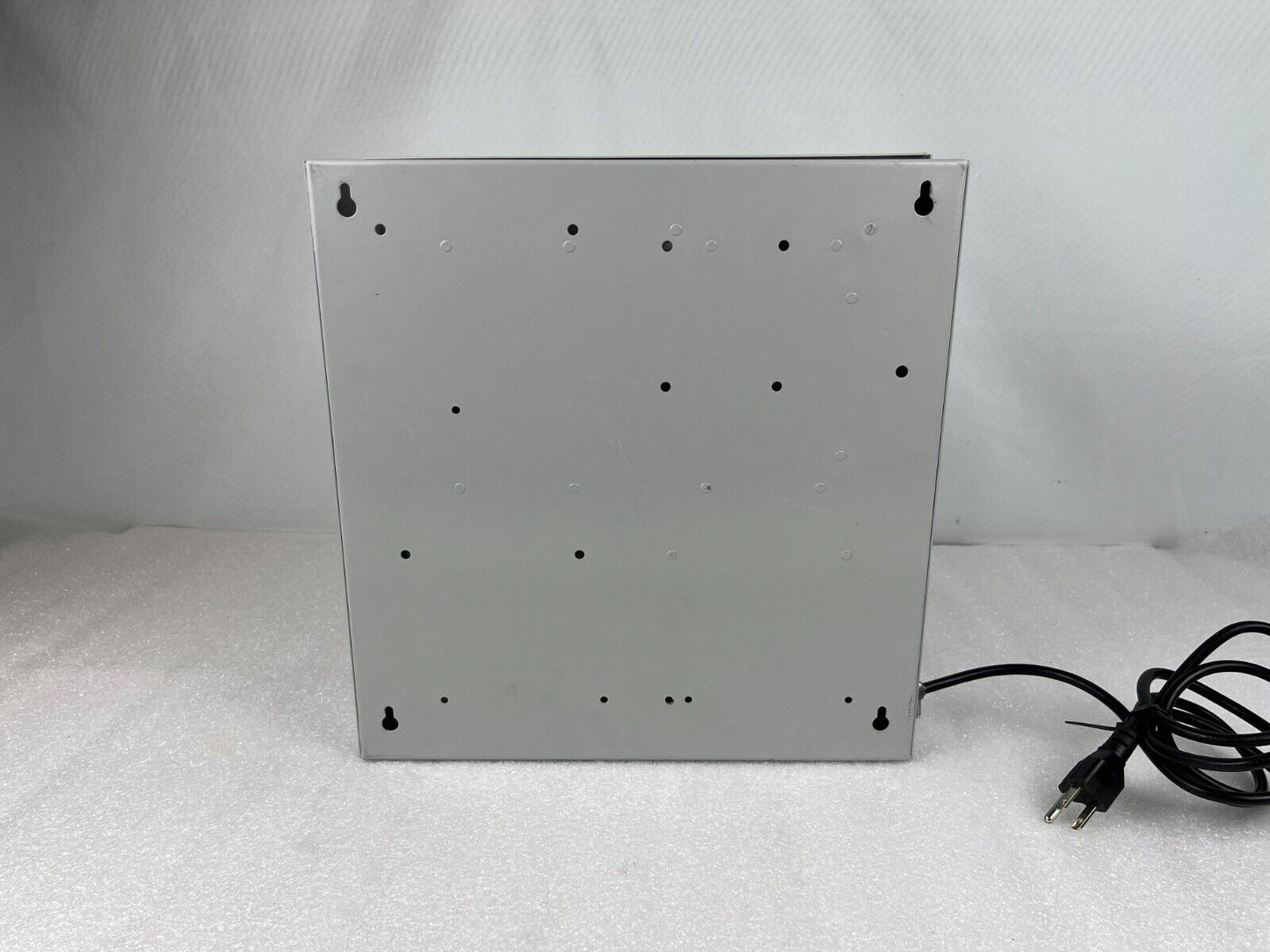 ALTRONIX AL600ULPD4CB Power Supply Charger, 4 PTC Class 2 Outputs