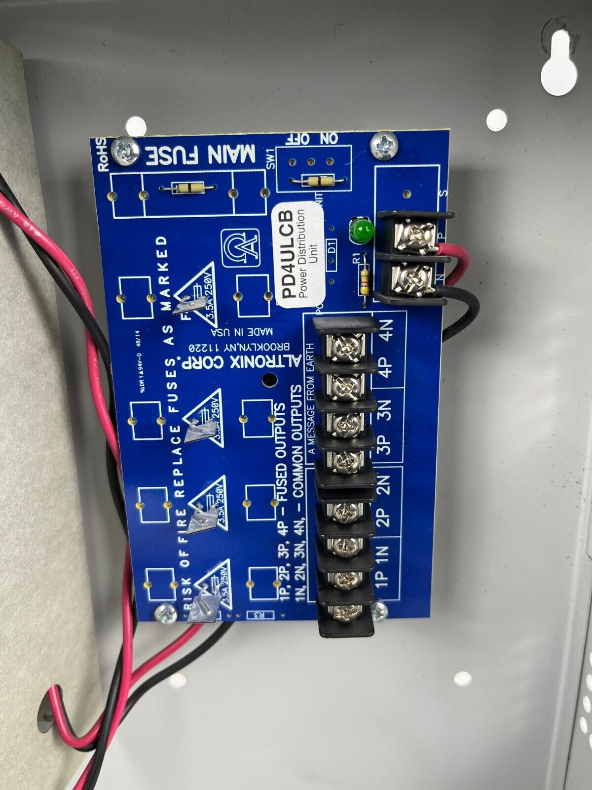 ALTRONIX AL600ULPD4CB Power Supply Charger, 4 PTC Class 2 Outputs