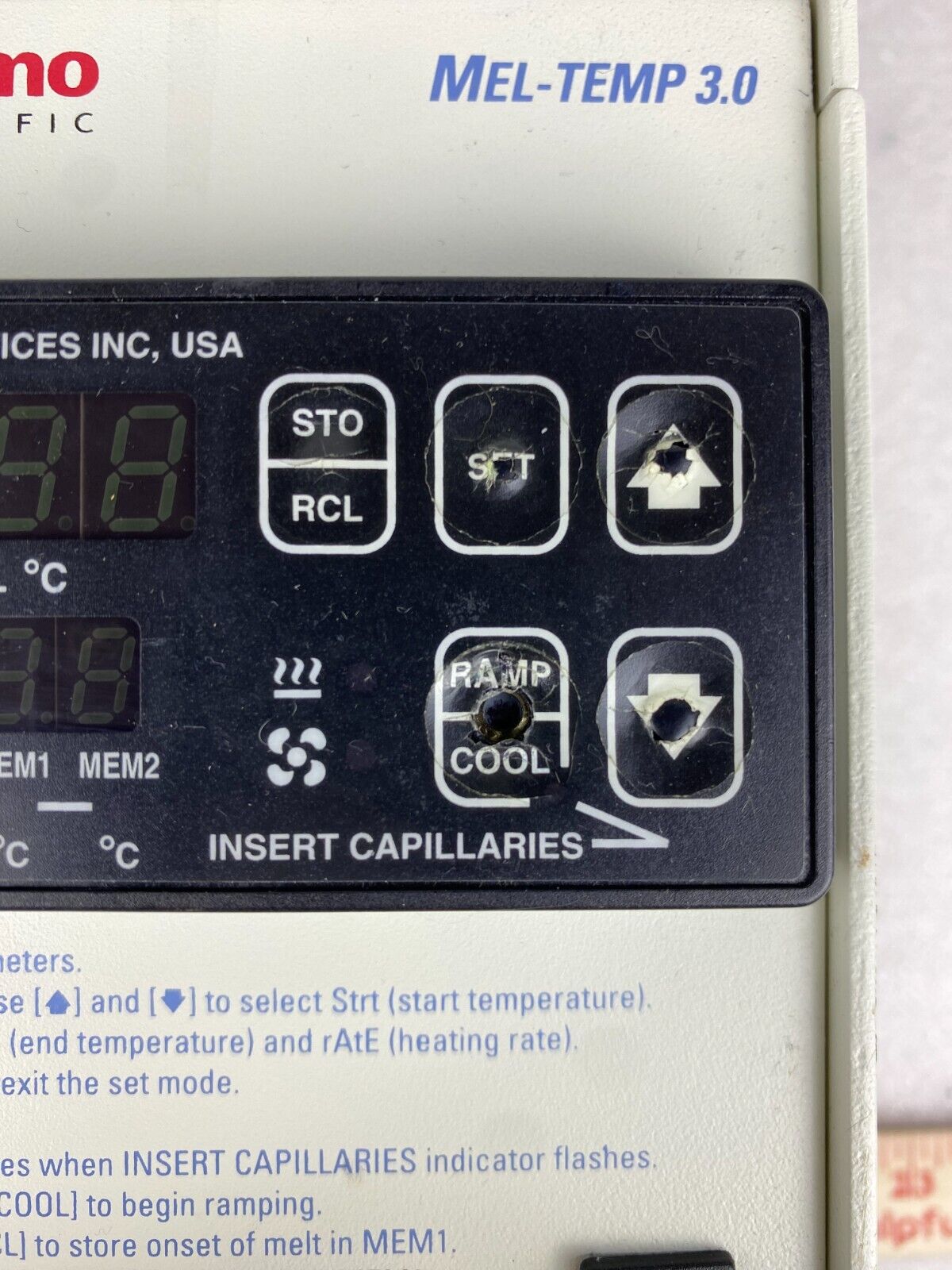 Thermo Scientific Mel-Temp 3.0 Model 1401 Melting Point Apparatus