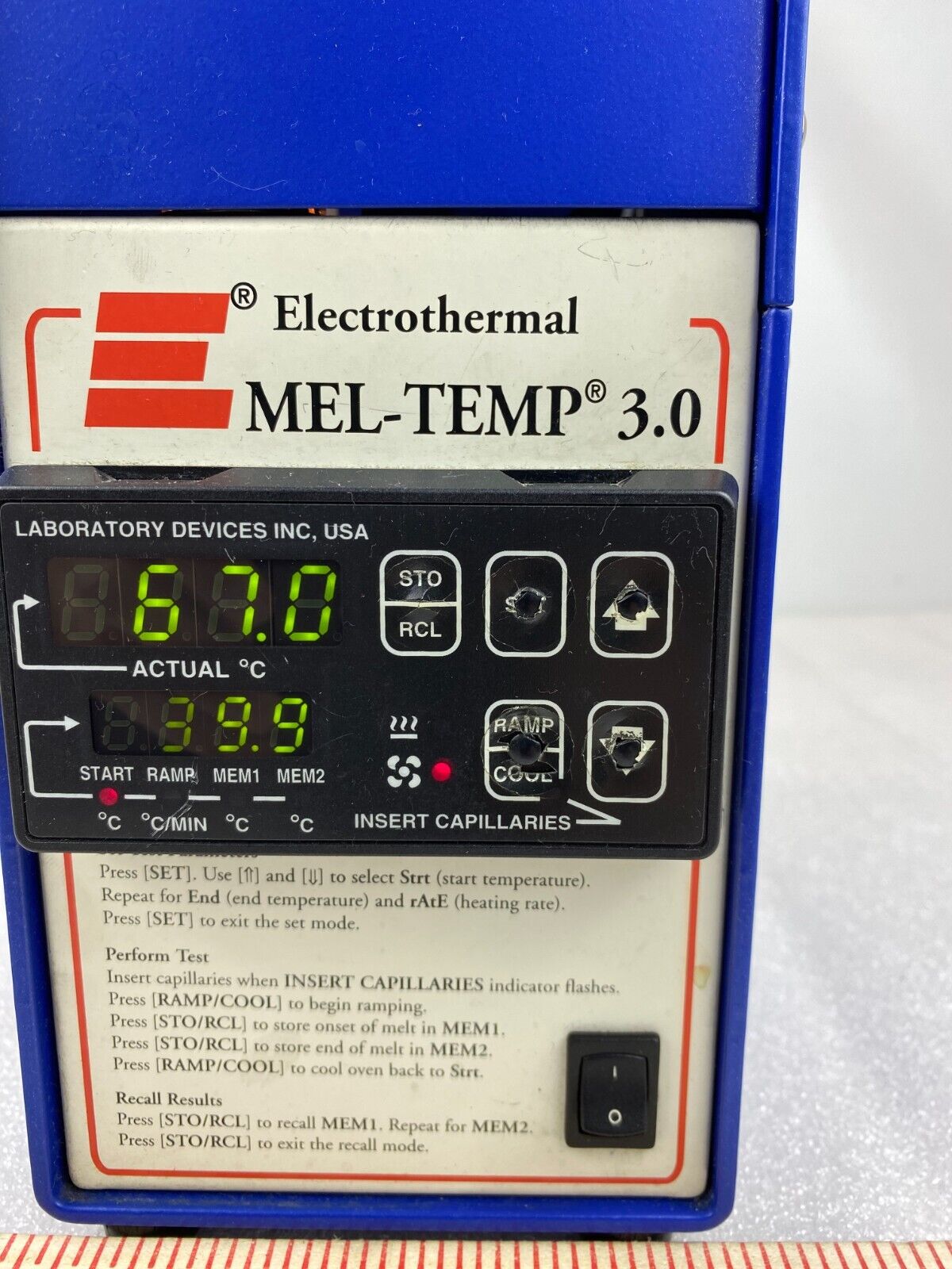 Thermo Scientific Mel-Temp 3.0 Model 1401 Digital Melting Point Apparatus