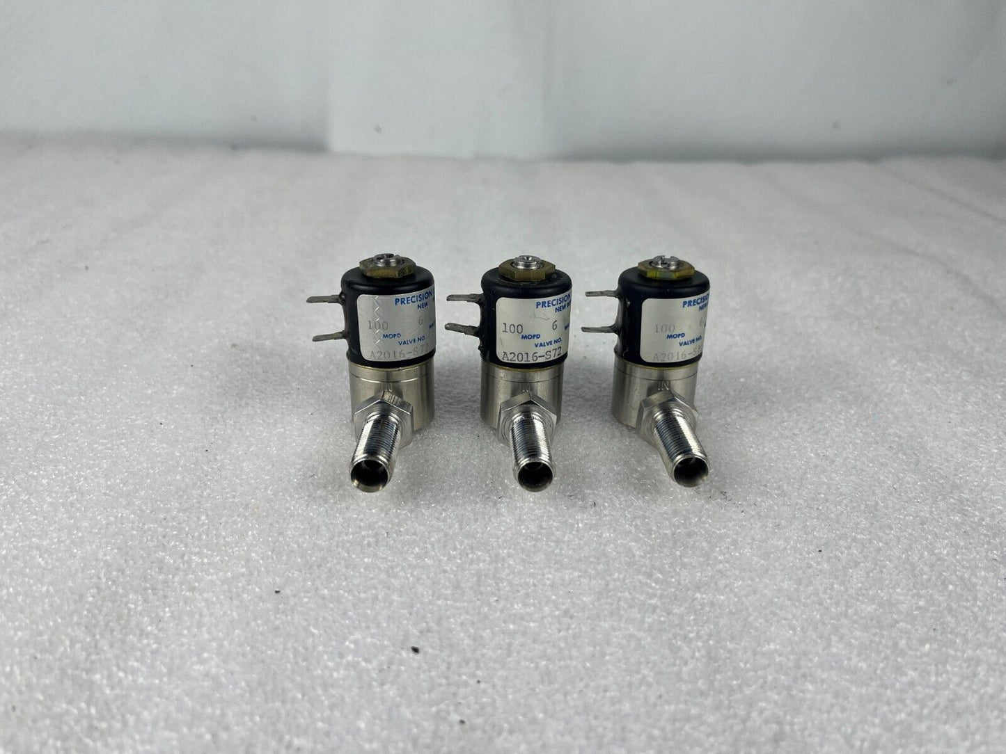 LOT OF 18 PRECISION DYNAMICS SOLENOID VALVES (3 x A2016-S72 & 15 x A2016-S66)