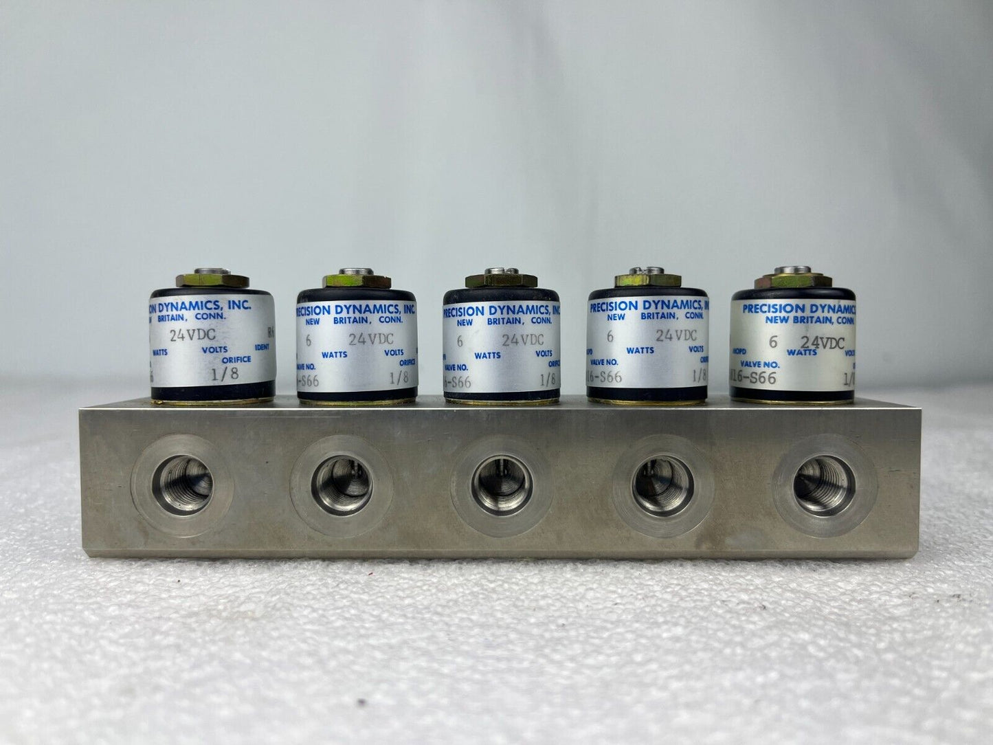 LOT OF 18 PRECISION DYNAMICS SOLENOID VALVES (3 x A2016-S72 & 15 x A2016-S66)
