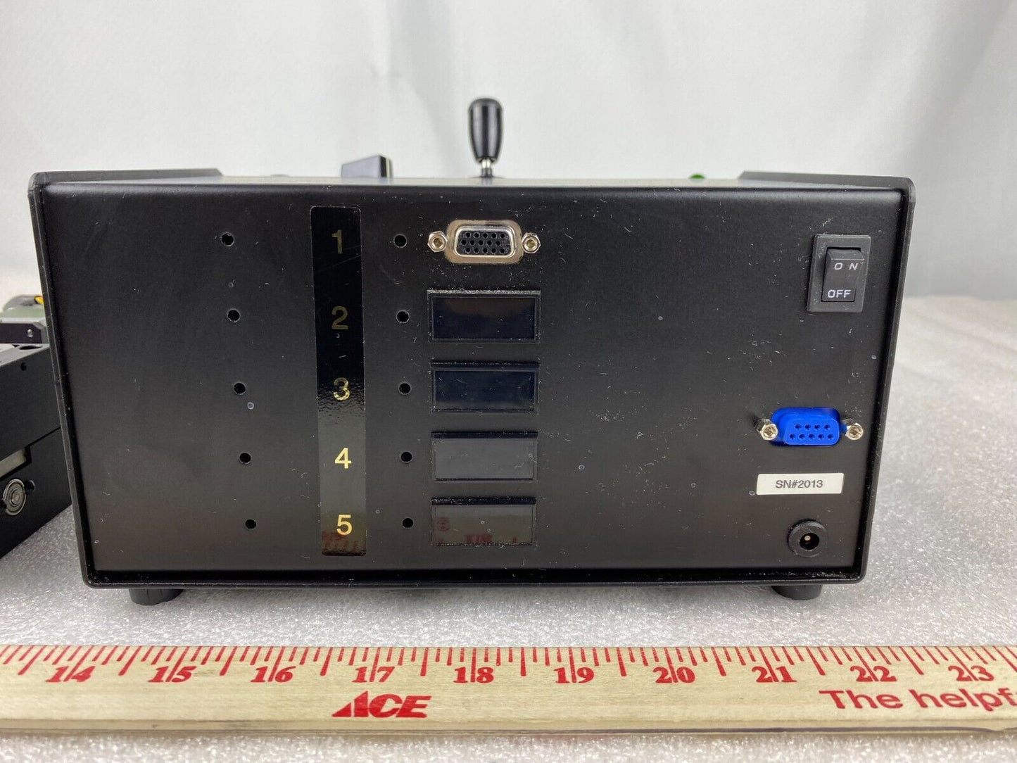 Quater Research Microstepping Controller & Motorized Micropositioner Stage – 3x3 Platform