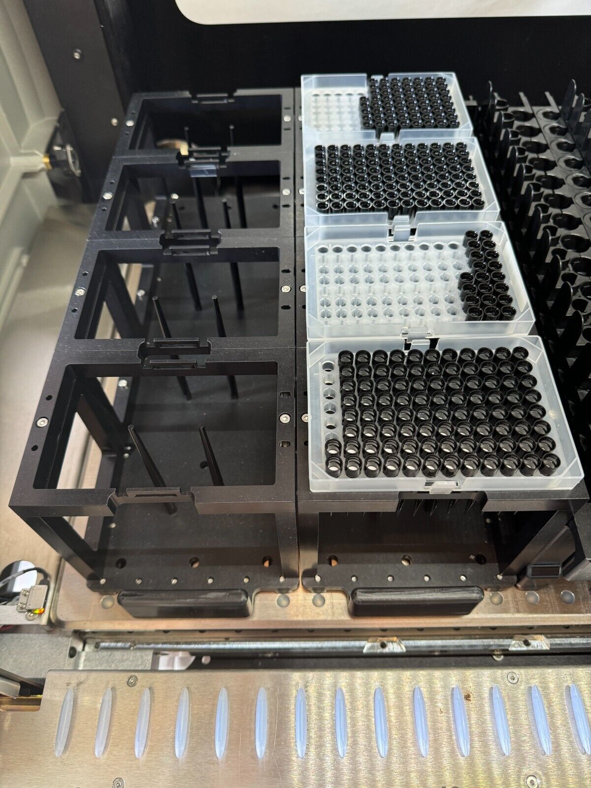 Hamilton Nimbus Liquid Handler – Model 96679-03/J with Heated Shaker & Magnet Plate