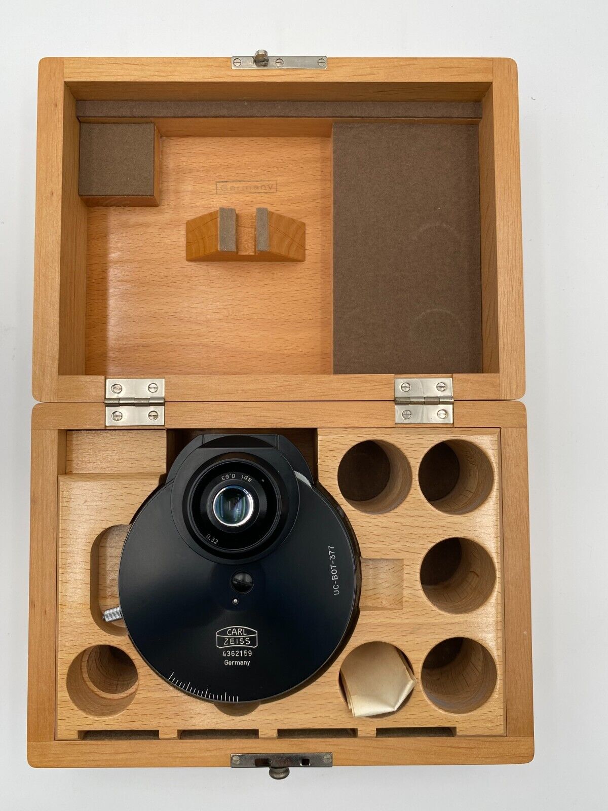 Carl Zeiss APL 0.63 / 0.32 Condenser with Wooden Storage Box (Best Offer!)