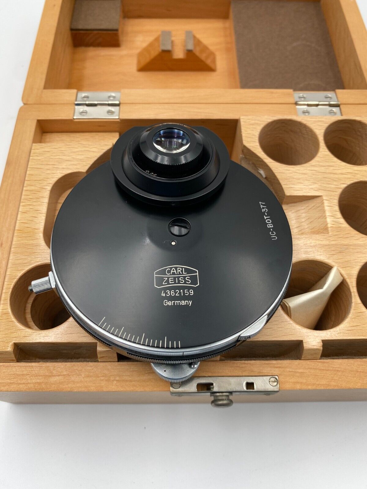 Carl Zeiss APL 0.63 / 0.32 Condenser with Wooden Storage Box (Best Offer!)
