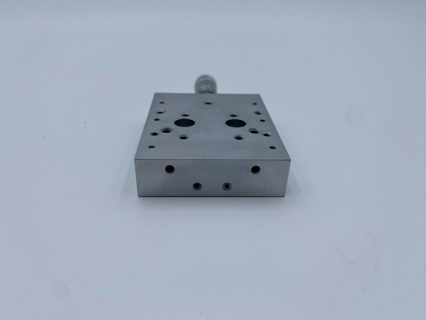 PI M-105 Series Precision Linear Translation Stage with Micrometer