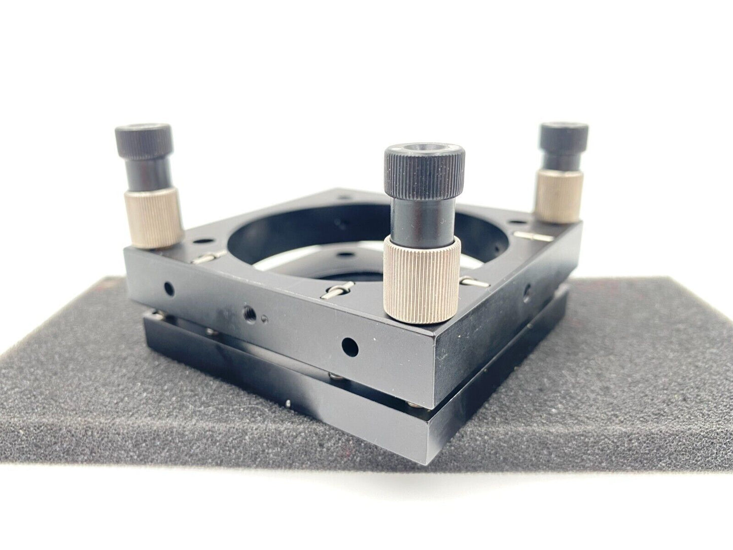 Thorlabs KC2T/M - Locking SM2-Threaded Kinematic Mirror Mount for Ø2" Optics