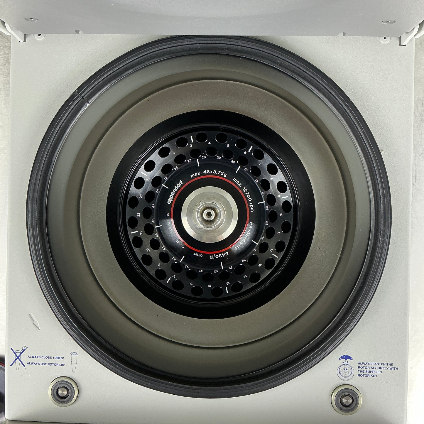 Eppendorf 5430 High Speed Centrifuge W/ Rotor - FA-45-48-11