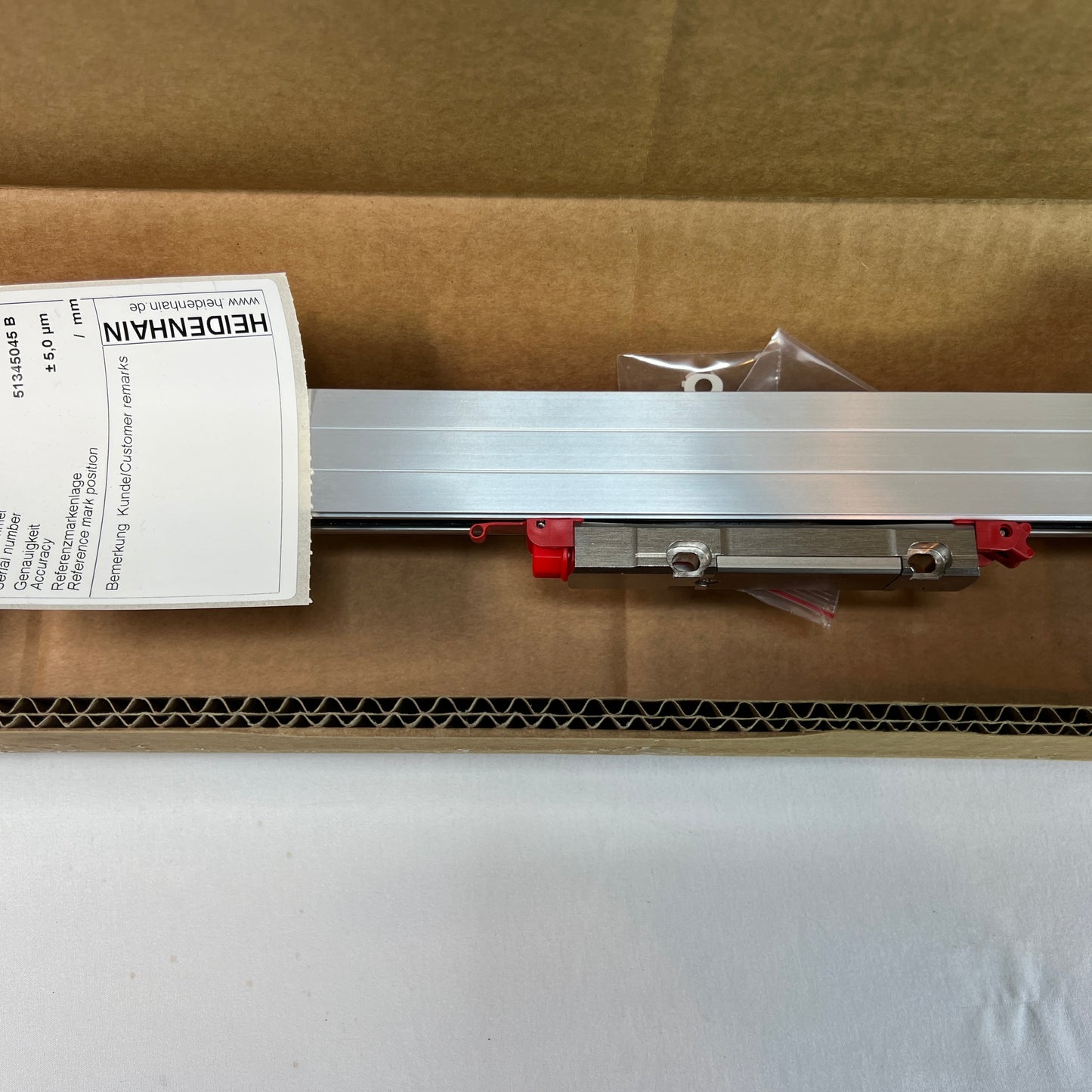 HEIDENHAIN 689681-18 Linear Encoder LC 485 920 mm Sealed New