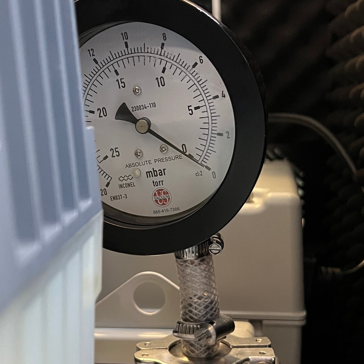 Edwards nRV14i Vacuum Pump & MS Noise Enclosure - Tested