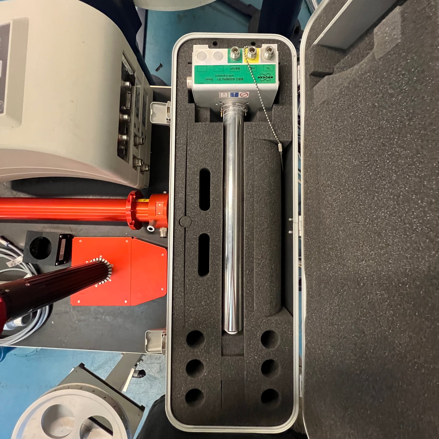 Bruker Avance II 400 NMR Spectrometer – UltraShield Plus 400MHz – BBO Probe – HPPR/2