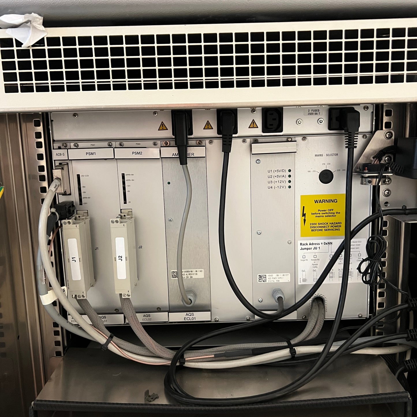 Bruker Avance II 400 NMR Spectrometer – UltraShield Plus 400MHz – BBO Probe – HPPR/2