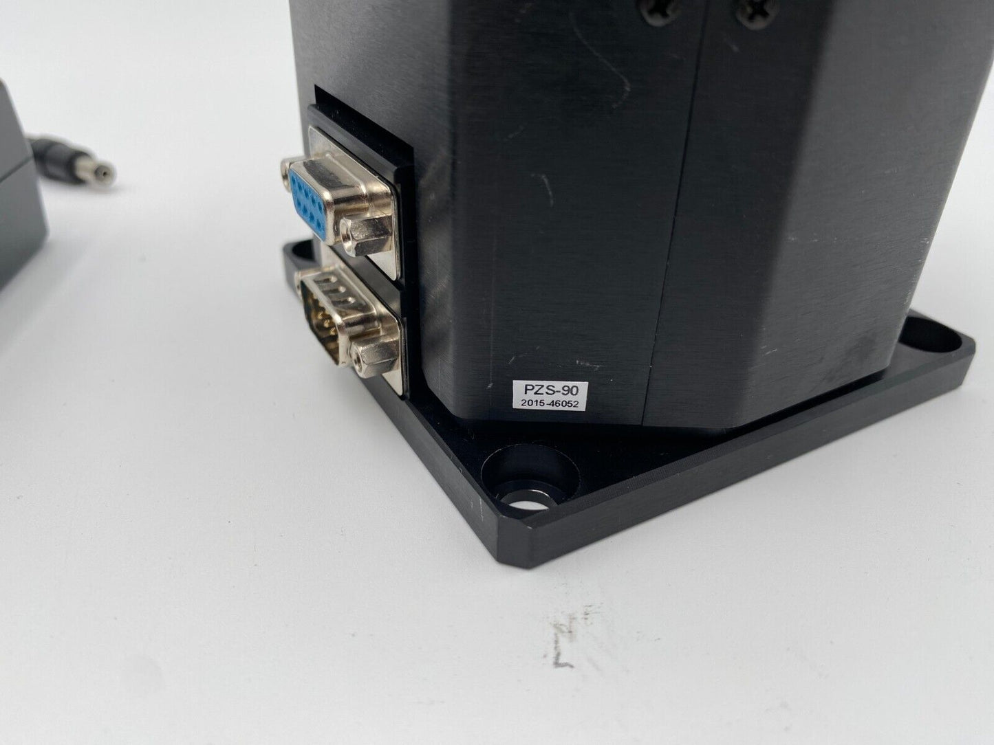 Micronix MMC-200 Motion Controller & PZS-90 Elevation Stage Laser Optical