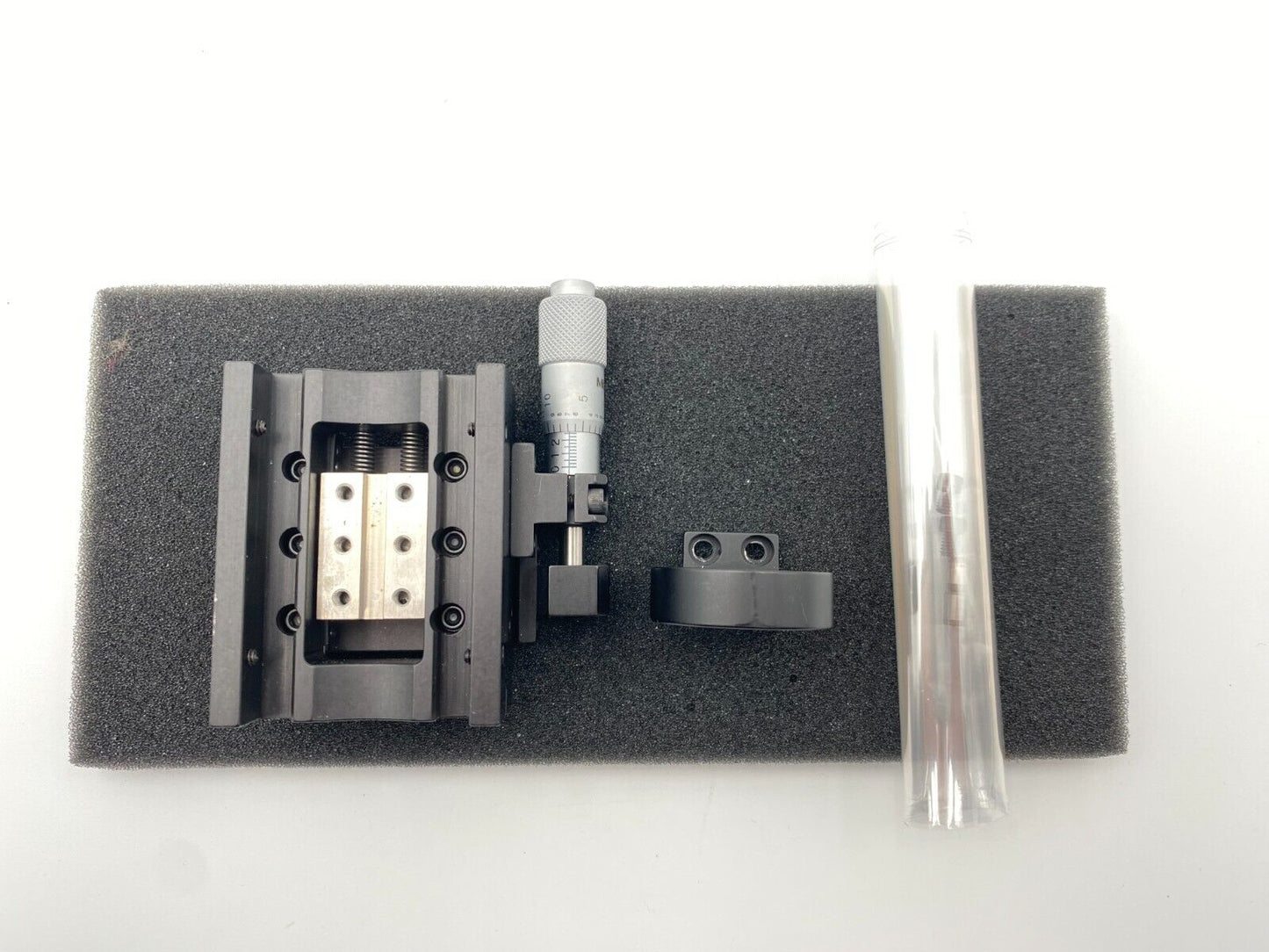 Thorlabs CT1A/M - 13 mm Travel Manual Translation Stage for 30mm & CT101 - Ø1"
