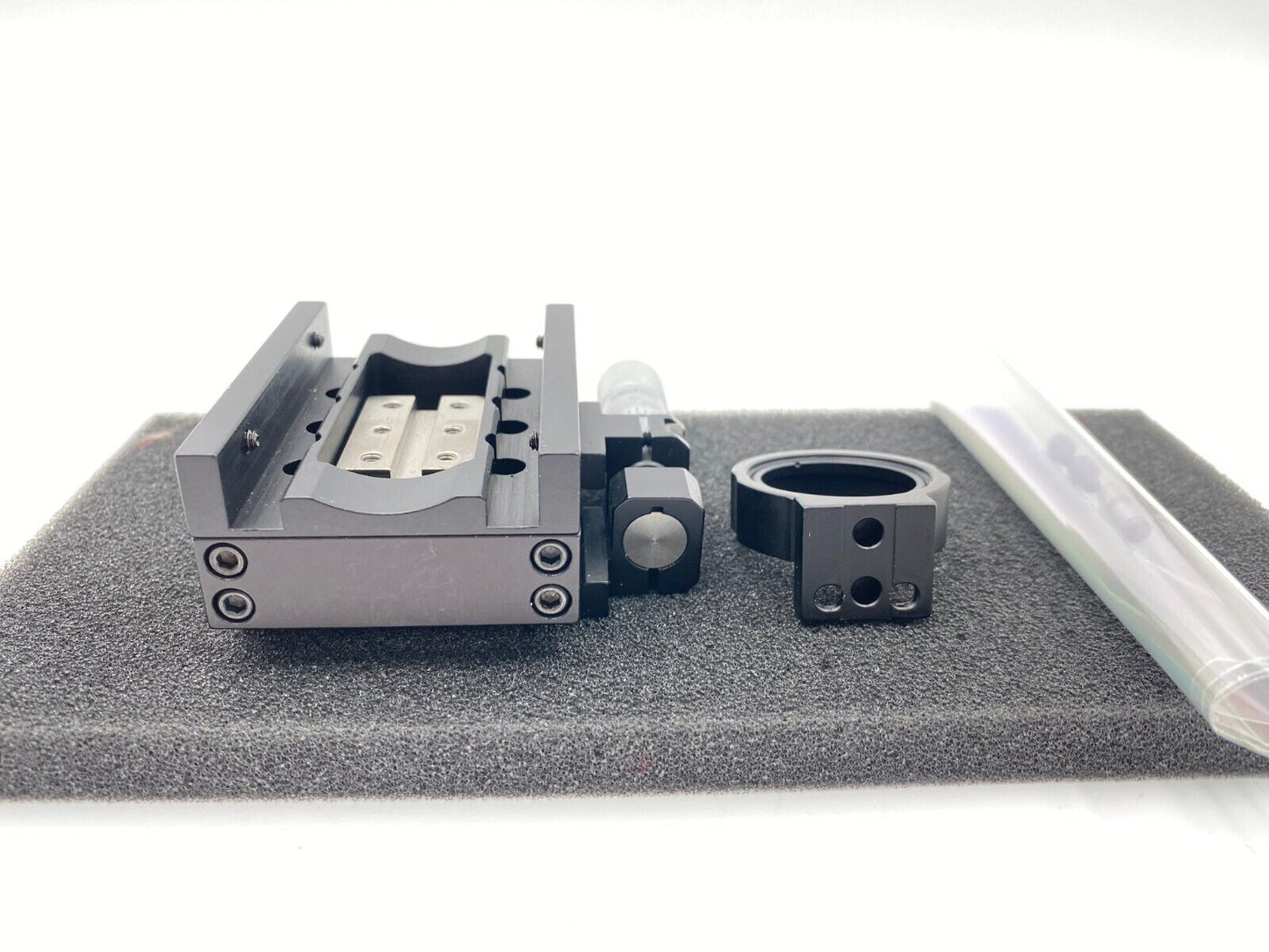 Thorlabs CT1A/M - 13 mm Travel Manual Translation Stage for 30mm & CT101 - Ø1"