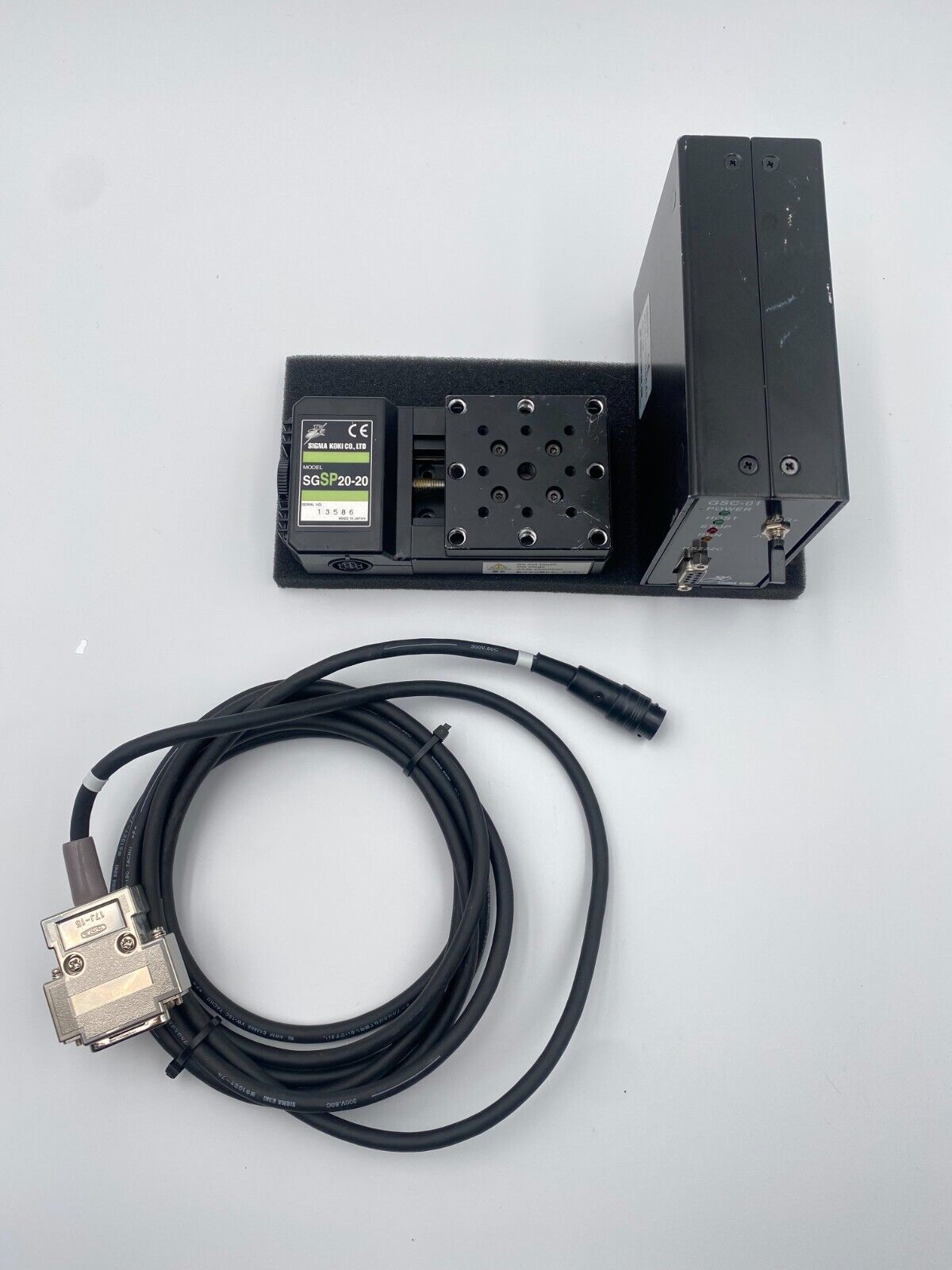 SIGMA KOKI Linear Stepping Motor Stage SGSP20-20 & GSC-01 Single Axis Controller