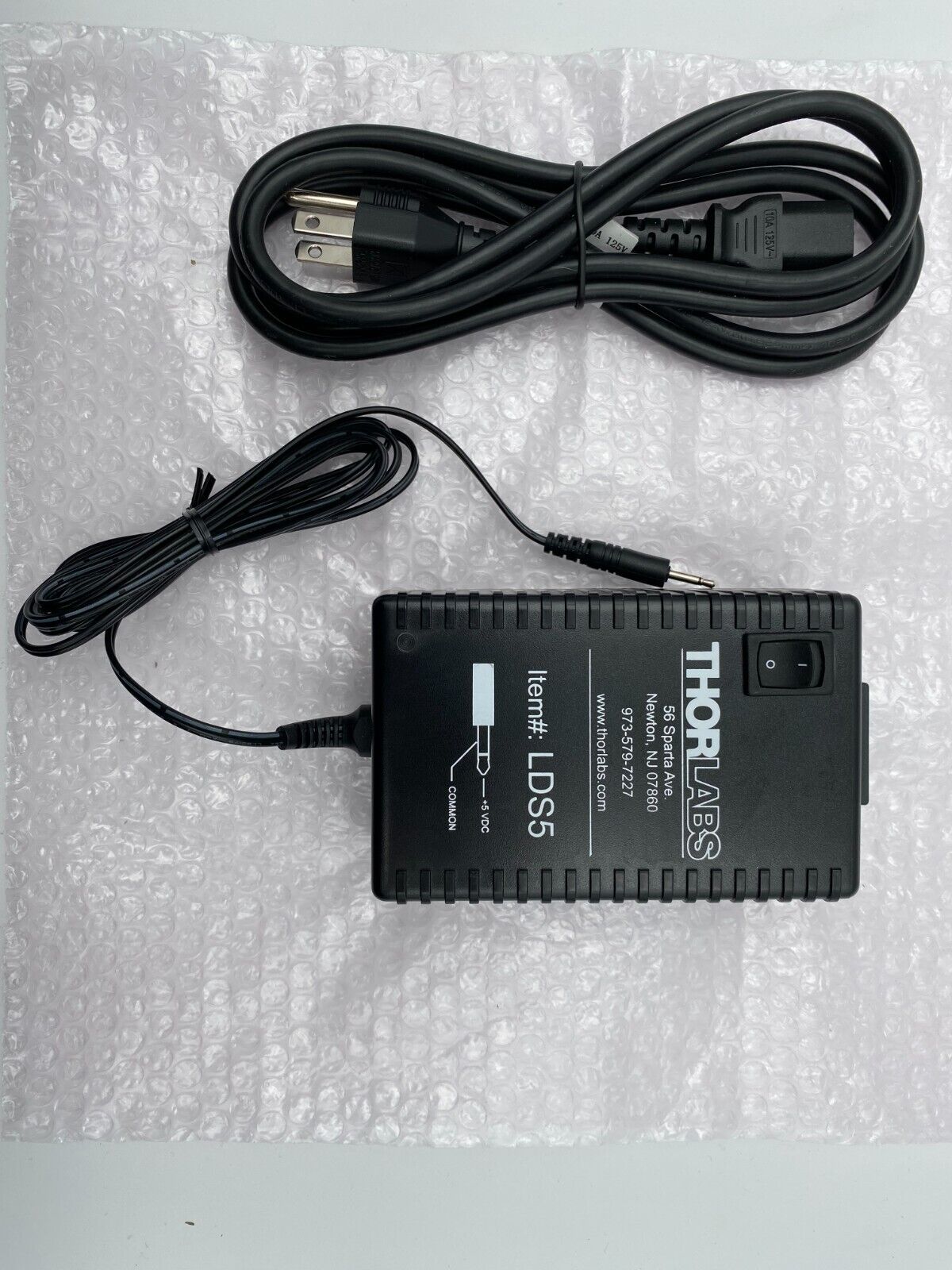 Thorlabs LDS5 - 5 VDC Regulated Power Supply, 2.5 mm Phono Plug, 120 VAC