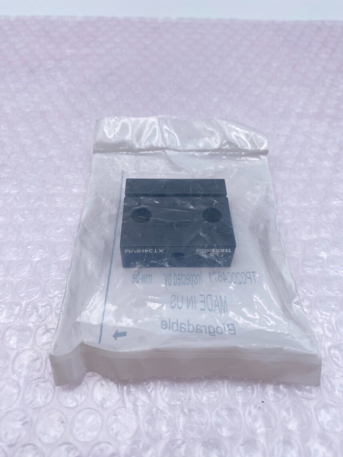 Thorlabs XT34HP/M - Dovetail Mounting Clamp for 34 mm Rails, Metric