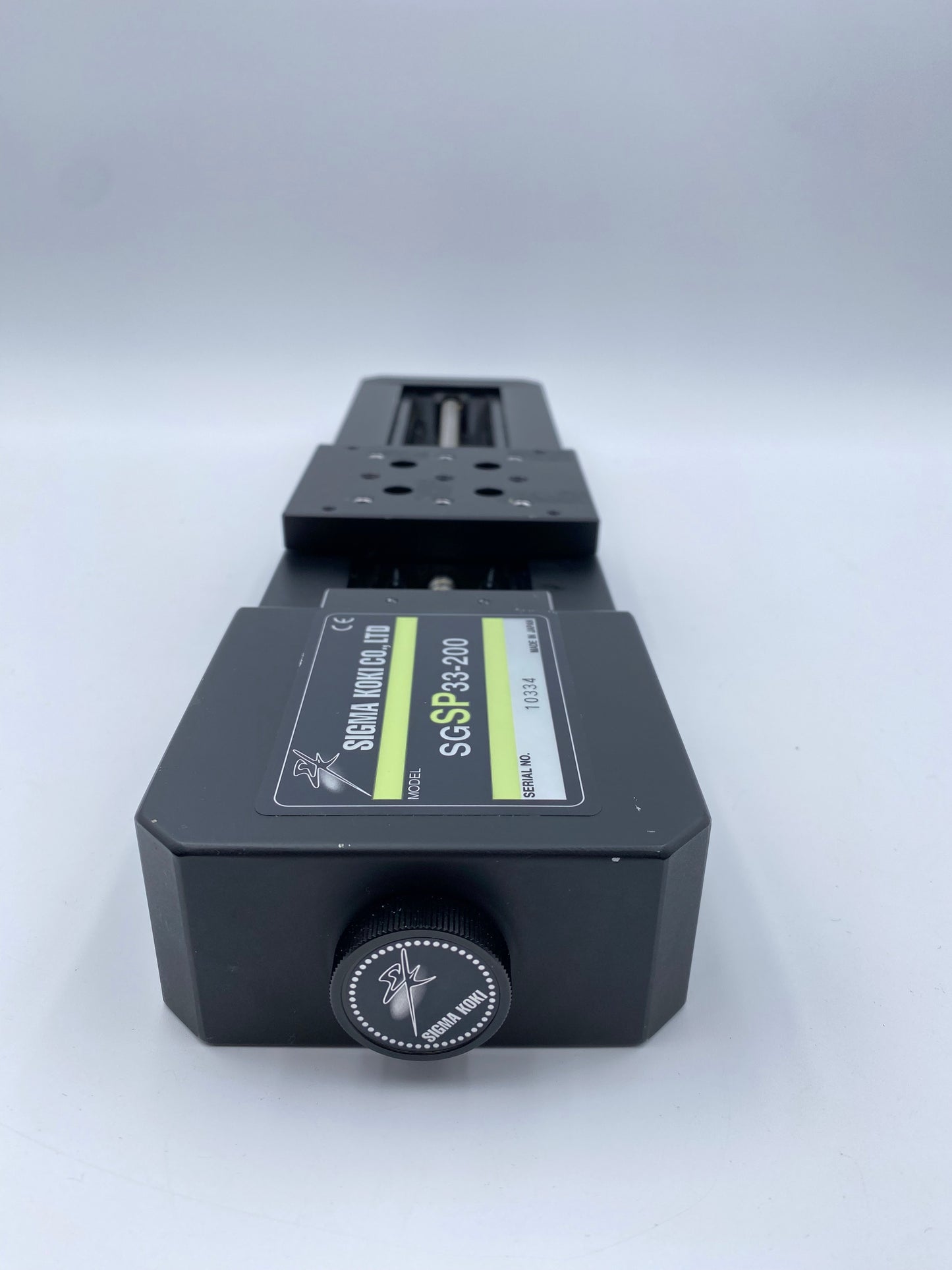 Sigma Koki Linear Stepping Motor Travel Stage SGSP33-200