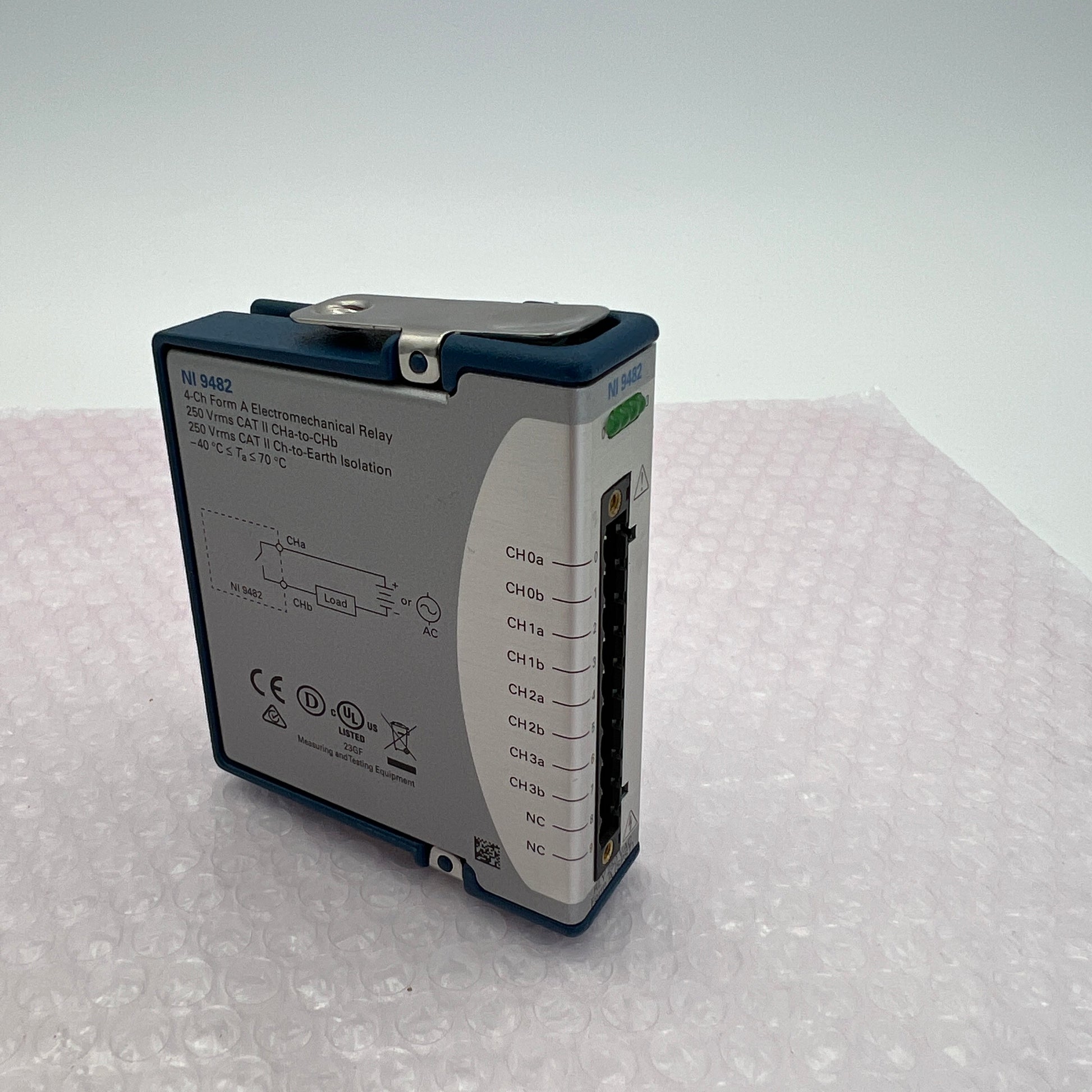 National Instruments NI 9482 cDAQ