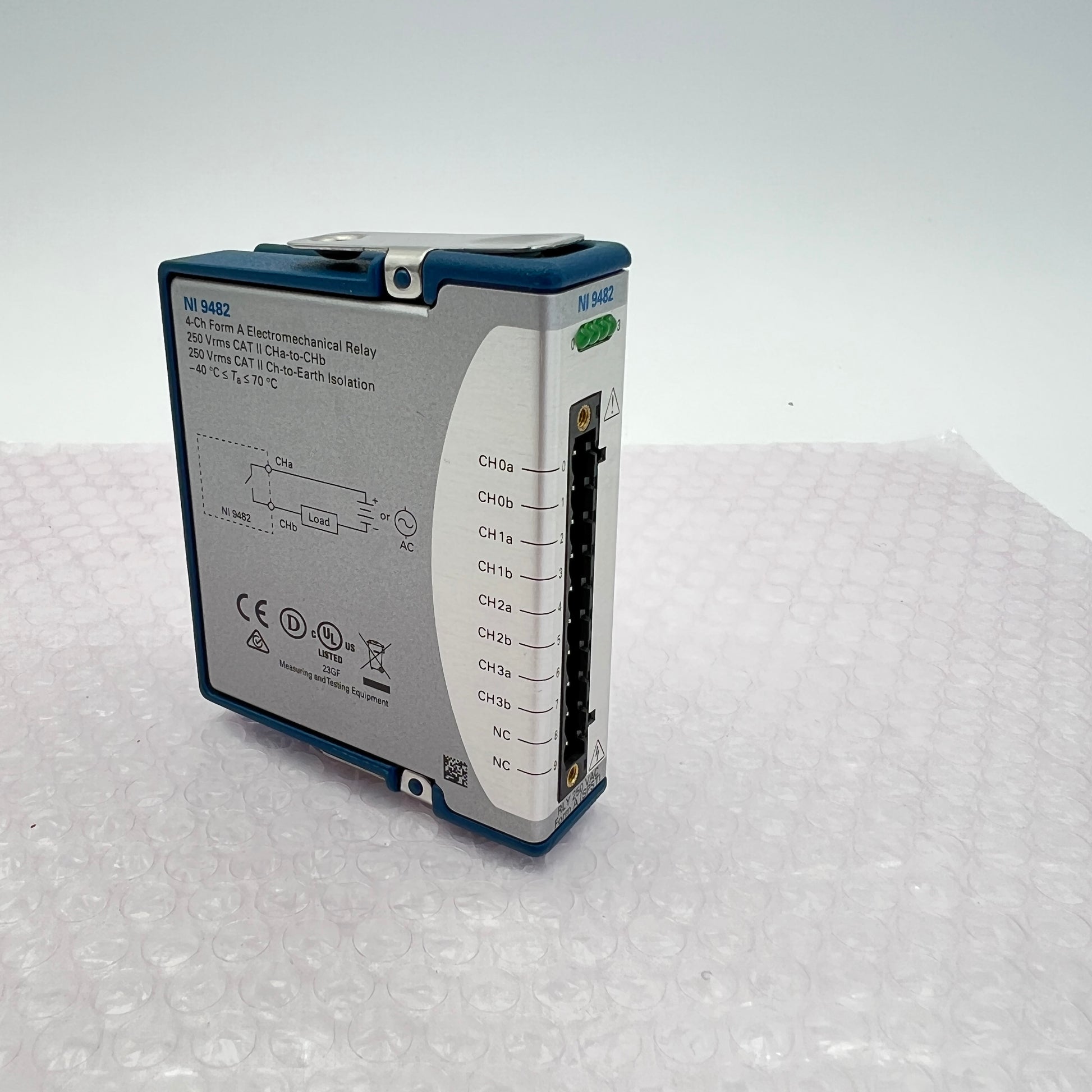 National Instruments NI 9482 cDAQ