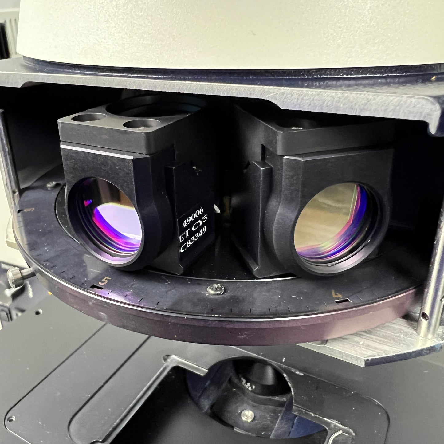 Leica DM6000B Fully Automated Microscope