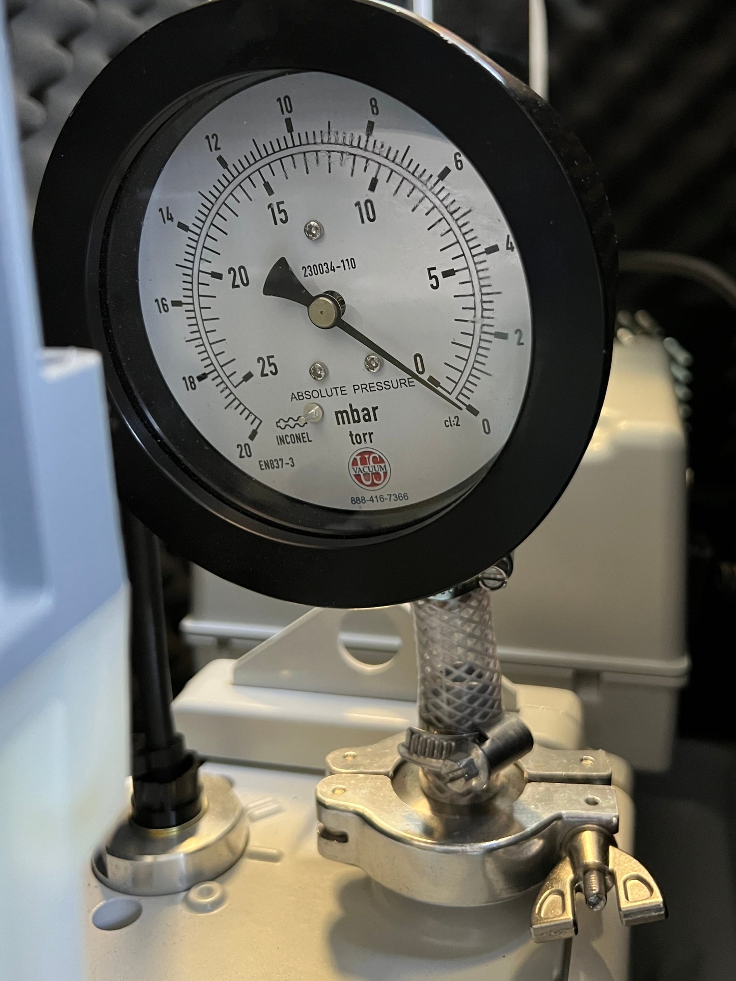 Edwards nRV14i Vacuum Pump & MS Noise Enclosure - Tested