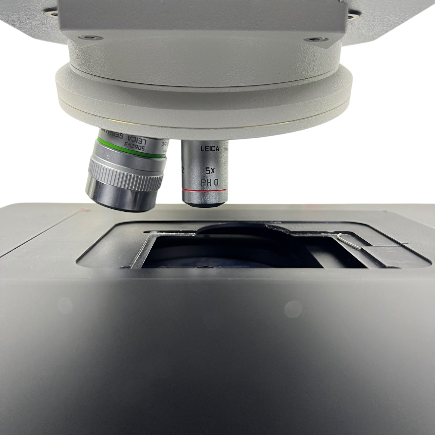 Leica DM6000B Fully Automated Microscope